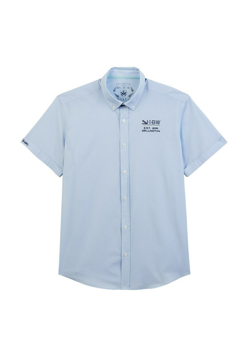 Chemise à manches courtes, bleu clair, avec un motif texturé, logo brodé sur la poitrine et une étiquette sur la manche.