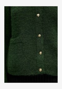 Sélectionné, duffel bag