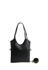 Zwarte leren totebag met een gladde textuur, slank ontwerp en verlengde hengsels. Inclusief een afneembare strap voor veelzijdige draagmogelijkheden.