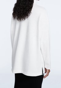 Stradivarius Maglione - off-white