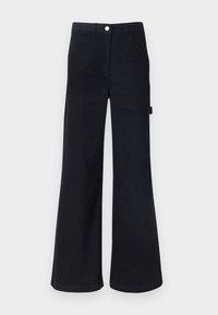 Pantaloni svasati neri a vita alta realizzati in un tessuto robusto. Presentano cinque tasche e una chiusura con bottone metallico in vita.