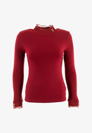 Rode geribbelde longsleeve met een hoge gerimpelde hals, voorzien van gouden knoopaccenten op de schouders en kantafwerking op de manchetten.