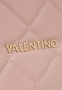 Valentino Bags OCARINA - Vrecko na pranie - cipria