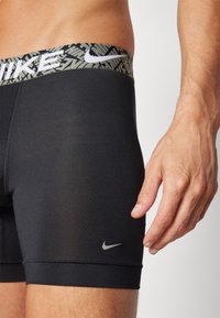 Nike Underwear ESSENTIAL 3 PACK - Uske bokserice - black/multicolor/black mottled