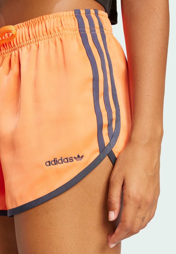 SPRINTER - Tracksuit bottoms - semi solar orange2