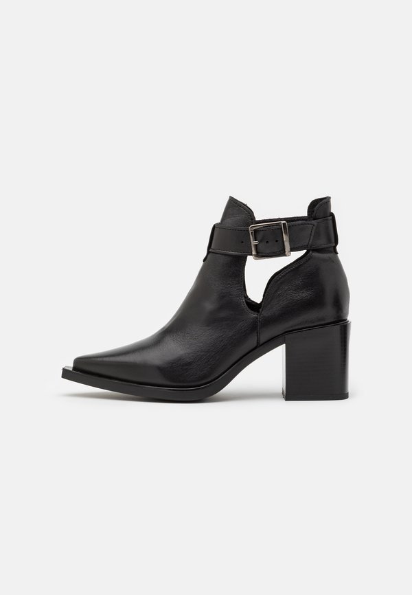 LEATHER  - Ankle Boot