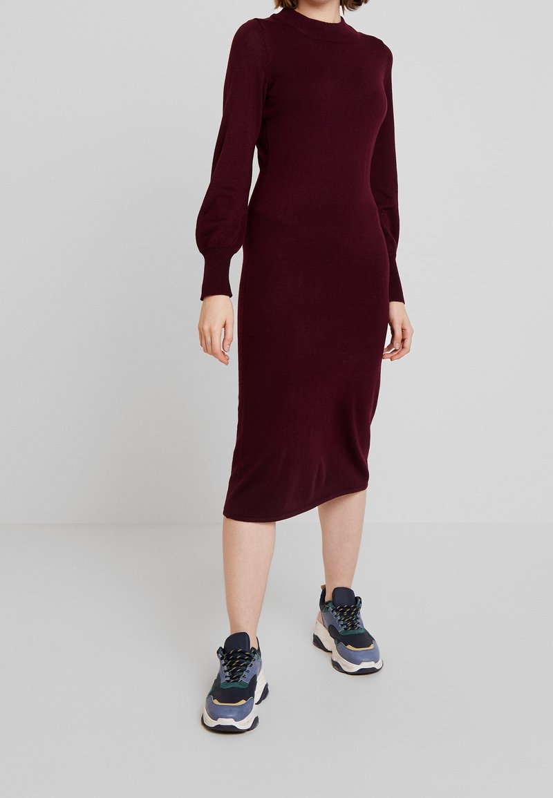 Gina Tricot Pletené šaty - bordeaux
