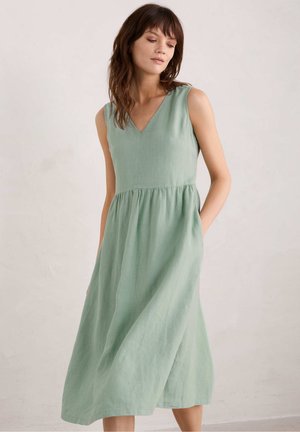 LOWLAND HEATHER MIDI  - Vestido informal - bird egg  green