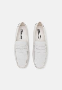 Jack & Jones JFWJENSEN - Mocassins - winter white