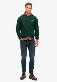 Superdry & Co CORE LOGO CITY CREW  - Sudadera - enamel green