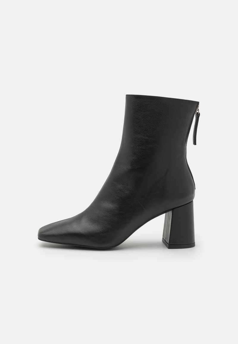 The Drop Sia Botines Para Mujer, Con Punta En Punta, Negro, 7