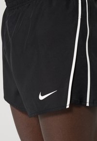 Nike Performance Sportovní kraťasy - black