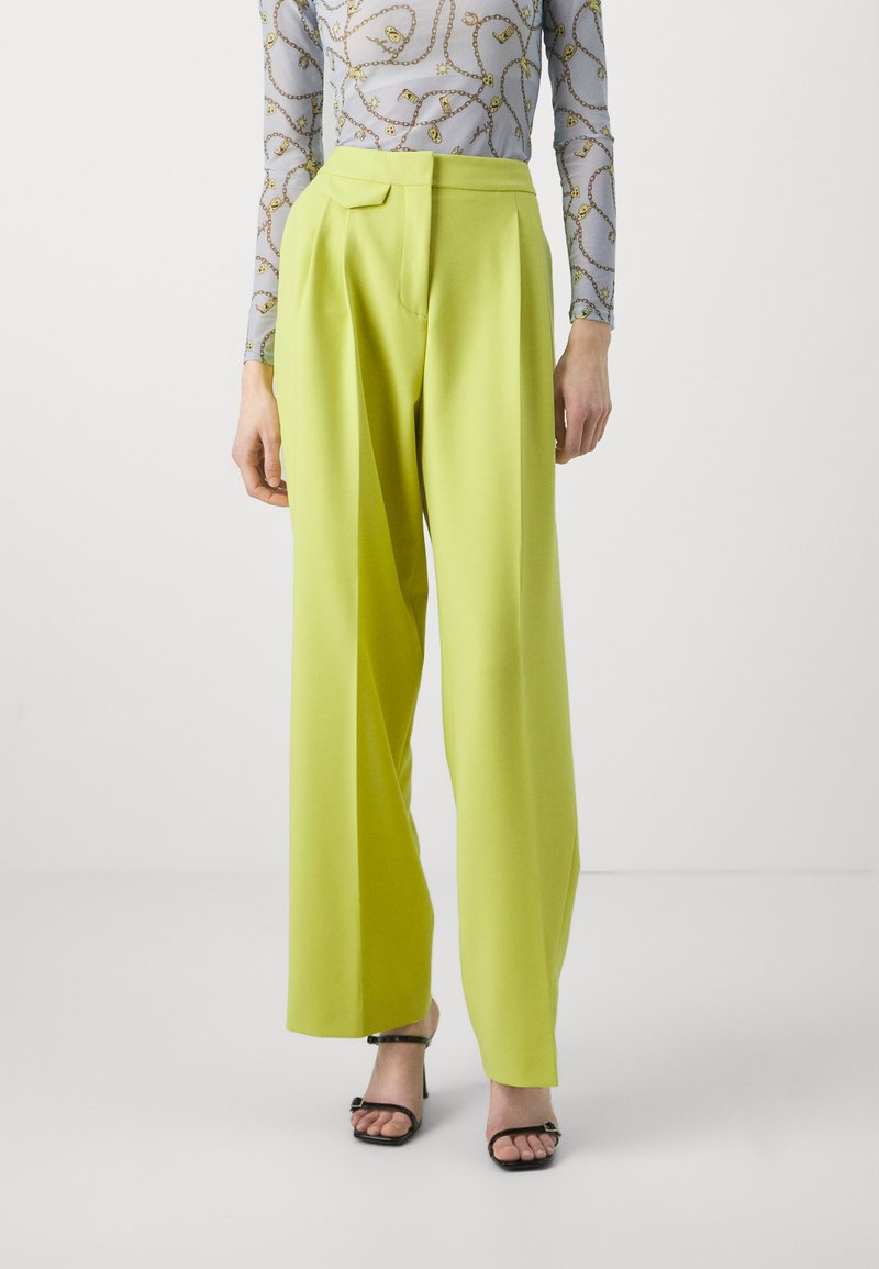 HUGO HELEPHER - Pantalon classique - bright green