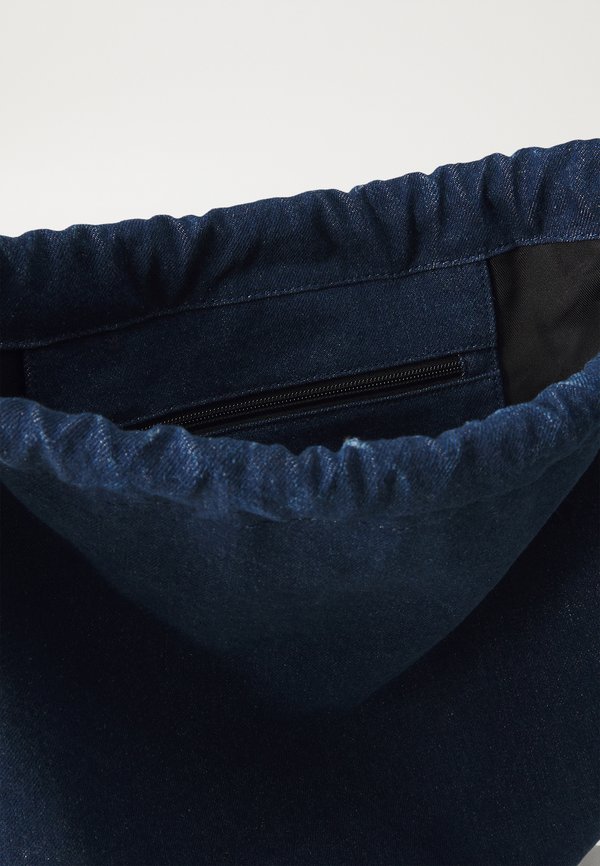Rucksack - night denim2