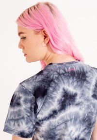 Thumbnail Image 4