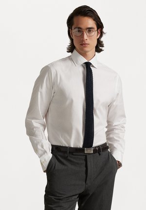 CUSTOM FIT TEXTURED SHIRT - Formāls krekls - white