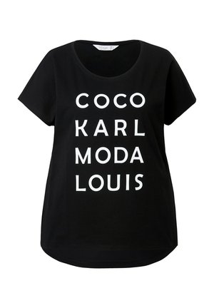 Černé tričko s krátkými rukávy a kulatým výstřihem, s velkým bílým nápisem: "COCO KARL MODA LOUIS." Měkký bavlněný materiál. Zaoblený spodní lem.