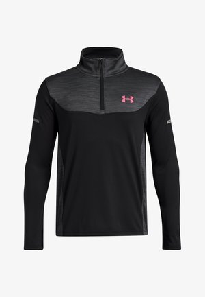 Schwarz und dunkelgrau langärmeliger sportlicher Pullover mit Viertelreißverschluss, pinkem Under Armour Logo auf der Brust und reflektierenden Streifen an den Ärmeln.