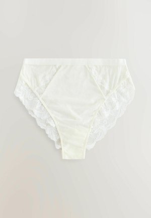 Culotte femme de couleur crème avec un devant lisse et des panneaux latéraux en dentelle à bords festonnés. Tissu doux avec un léger éclat et une forme structurée.