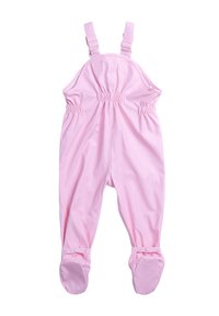 Rosa wasserdichter Overall mit verstellbaren Trägern, elastischem Bund und Druckknopfverschlüssen an den Säumen. Glatte, glänzende Textur mit einfachem Design.