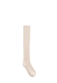 Knæhøje sokker i blød beige med ribbet tekstur. Lavet af en blanding af stoffer, med en forstærket tå og sømløst design.