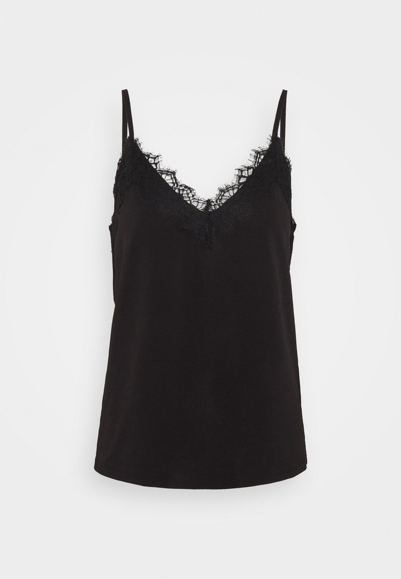 Haut camisole noir sans manches avec fines bretelles et bordure en dentelle le long du décolleté en V sur un fond clair uni.