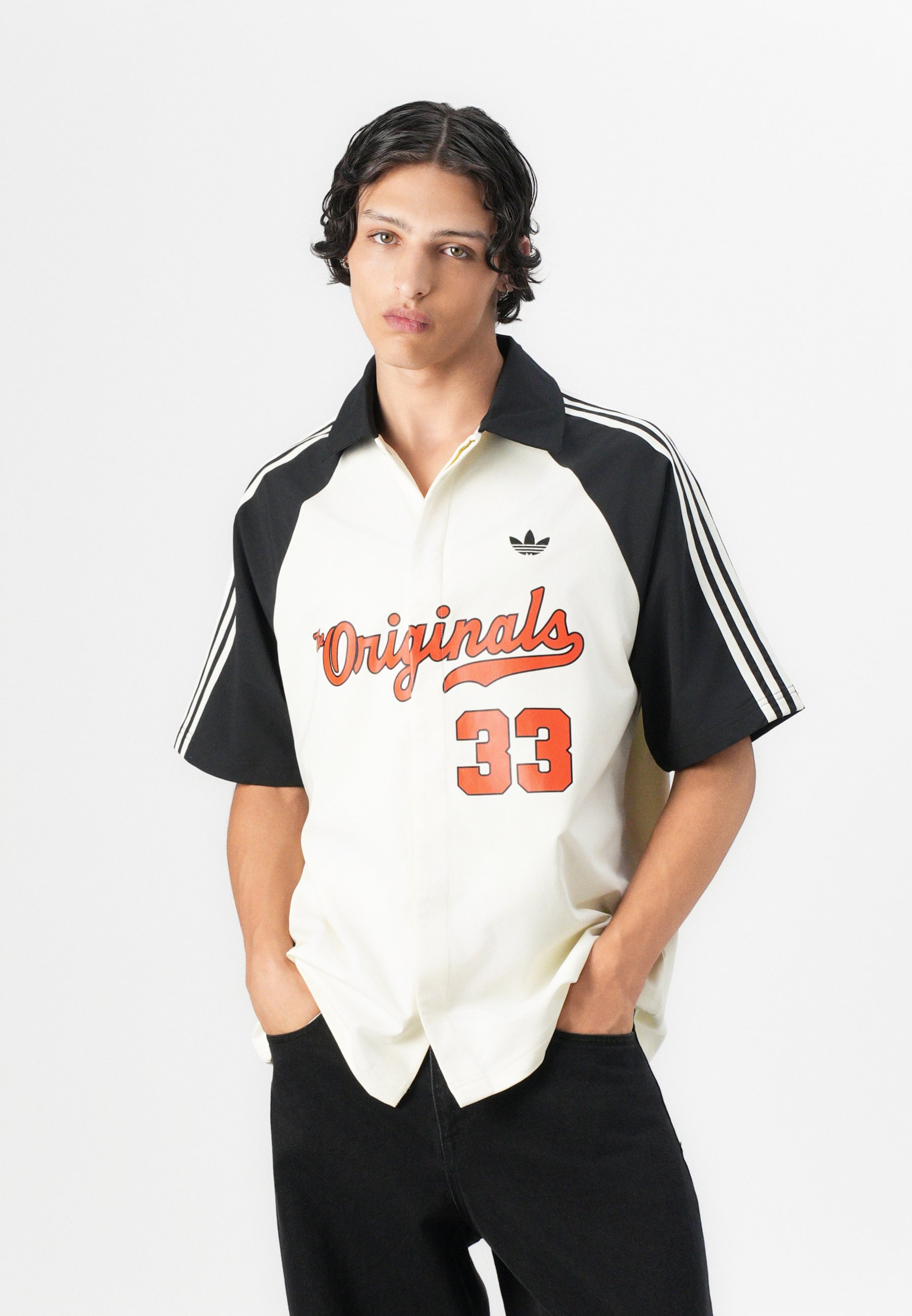 adidas Originals WINTER SHOOTER - Shirt - ivory/black