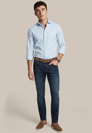 Suitable STEPPIN' OUT SHIRT OXFORD - Shirt - lichtblauw