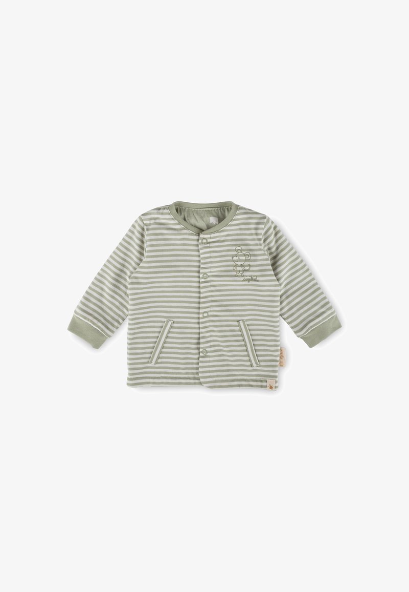 Grün gestreifte Baby-Strickjacke aus weichem Stoff mit Rundhalsausschnitt, Druckknöpfen, zwei aufgesetzten Taschen vorne und einem kleinen gestickten Motiv.