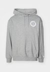 NBA BROOKLYN NETS LEAGUE ESSENTIALSOVERSIZED HOODIE - Klubové oblečenie - grey