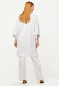 Ulla Popken Kofta - white
