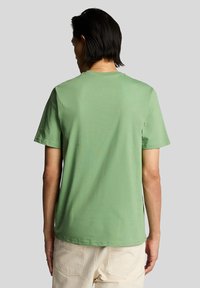 Lyle & Scott PLAIN  - T-shirt basic - steward