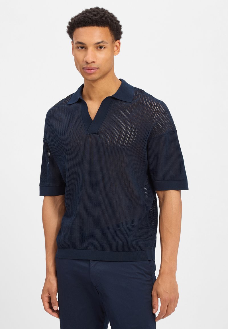 Navyblaues Kurzarm-Poloshirt mit einer Netzstruktur, offenem Kragen und lockerer Passform, ausgestattet mit weitem Ärmeln und geradem Saum.