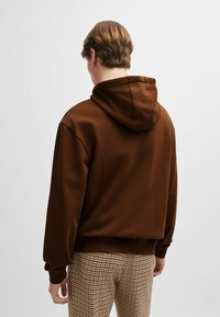 HUGO DAPO - Huppari - brown two