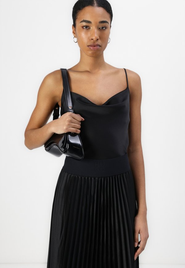 REGUNA - Pleated skirt4