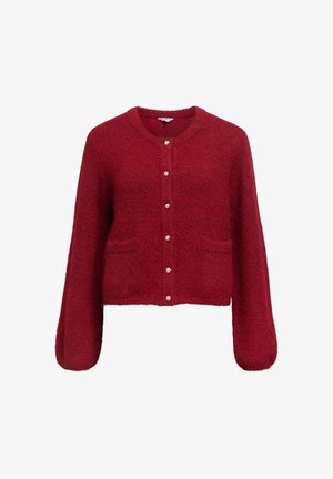 Cardigan rouge, court avec des manches longues, fabriqué en matériau doux et texturé. Il présente une fermeture à boutons avec des accents dorés et deux poches avant.