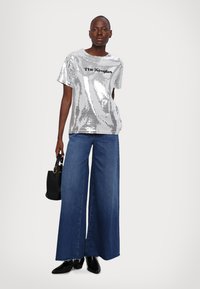 The Kooples T-shirt imprimé - silver coloured