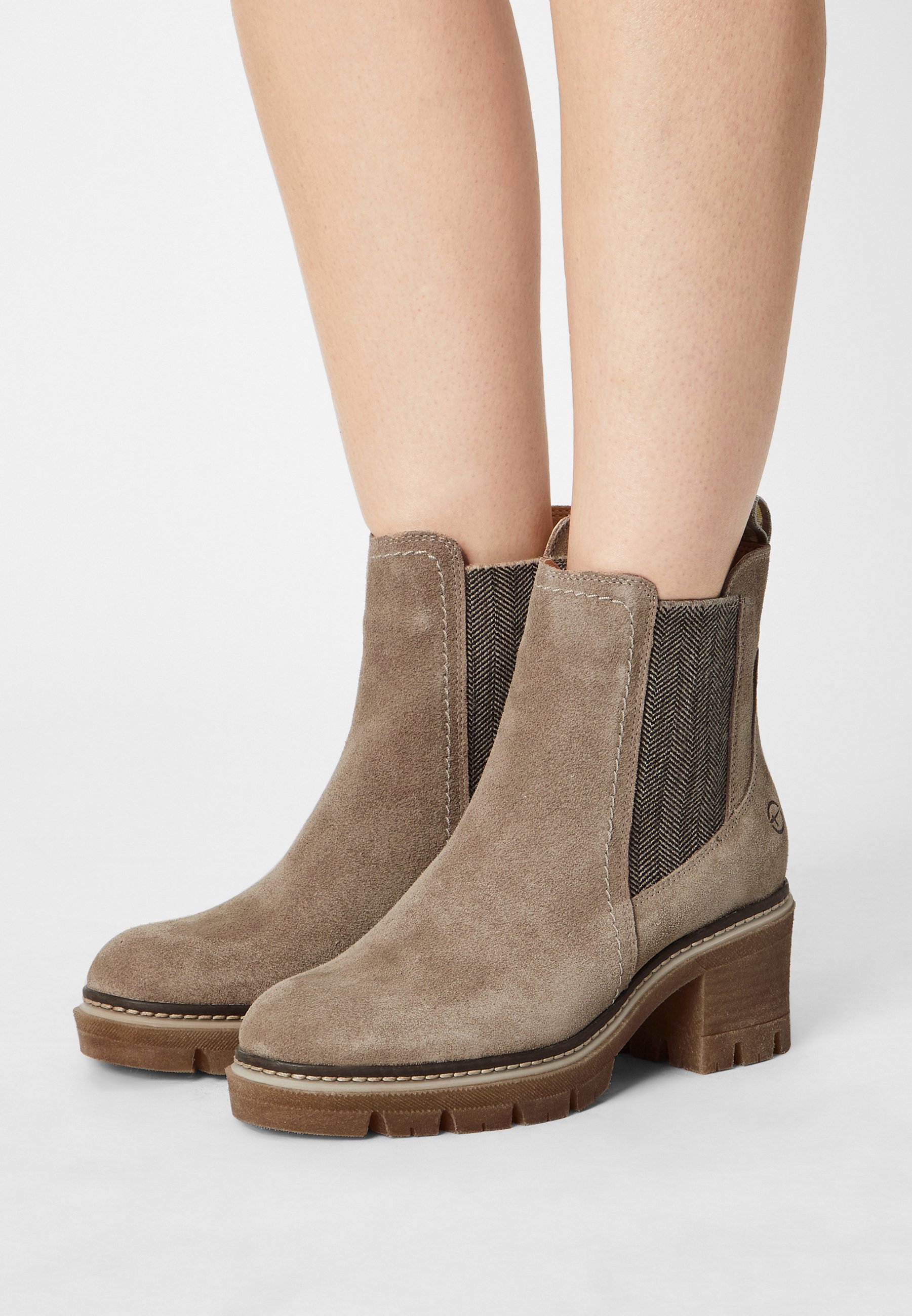 bottines taupe