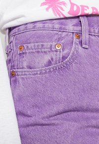 Levi's® CROP - Calças de ganga de perna direita - botanical lavender