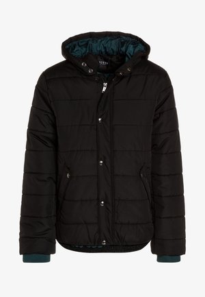 Giacca a vento nera con foderatura teal, cappuccio, chiusura con zip, bottoni a pressione e polsini a coste. Presenta una trapuntatura orizzontale e tasche laterali.