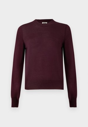 Burgunderfarget strikkegenser med lange ermer, rund hals og en jevn tekstur. Viser en tettsittende silhuett med minimal detaljer.