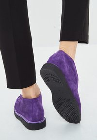 Cesare Gaspari WARM - Tronchetti - lilac