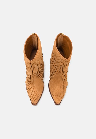 zadig et voltaire cara boots