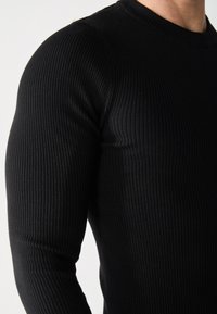 Pier One Neule - black