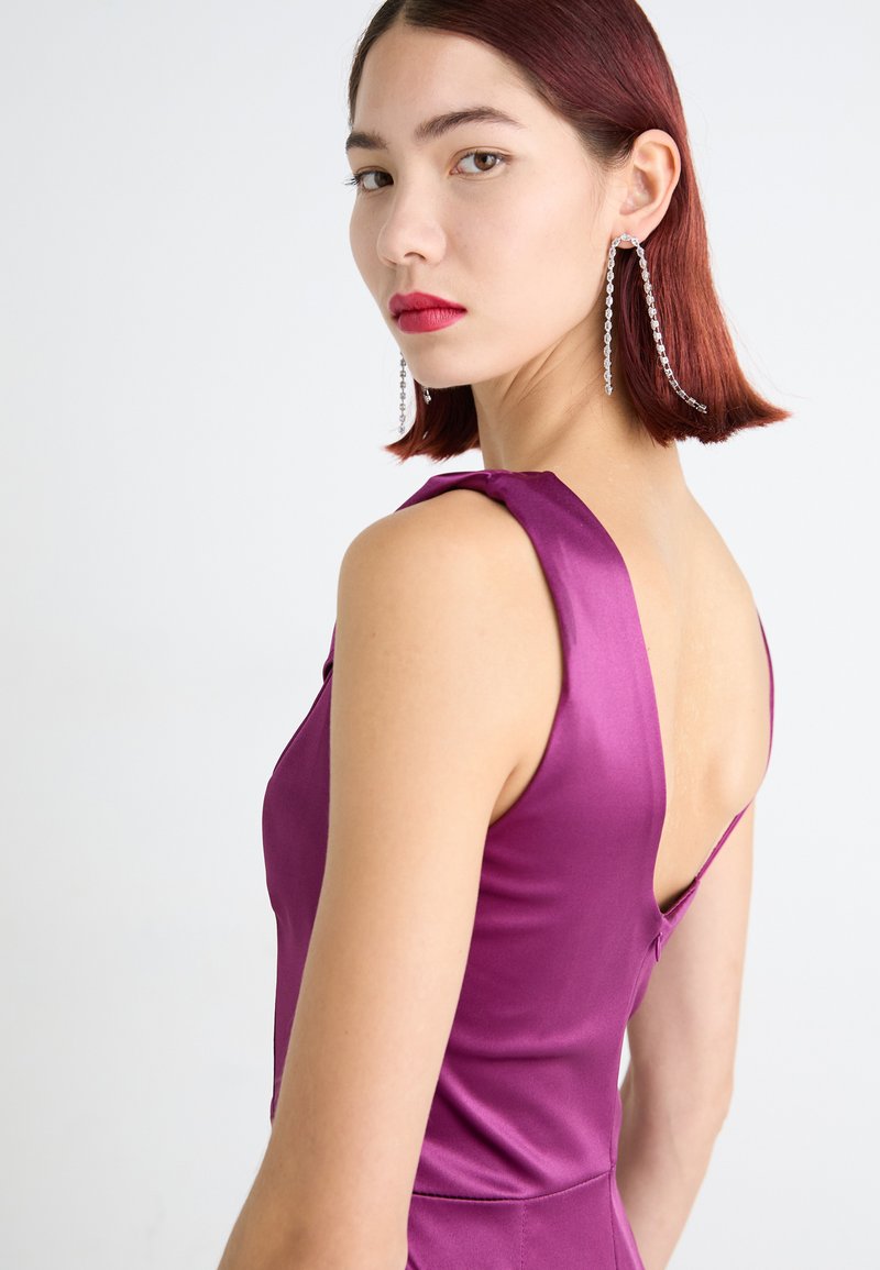 sachin and babi light blue dress Purple rayon jersey backless draped evening dress with shawl Versace For  Sale at 1stDibs