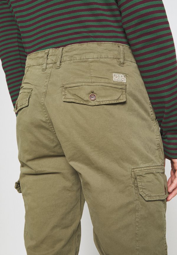 BHNAN REGULAR FIT SLIM LEG - Cargo trousers - martini olive3