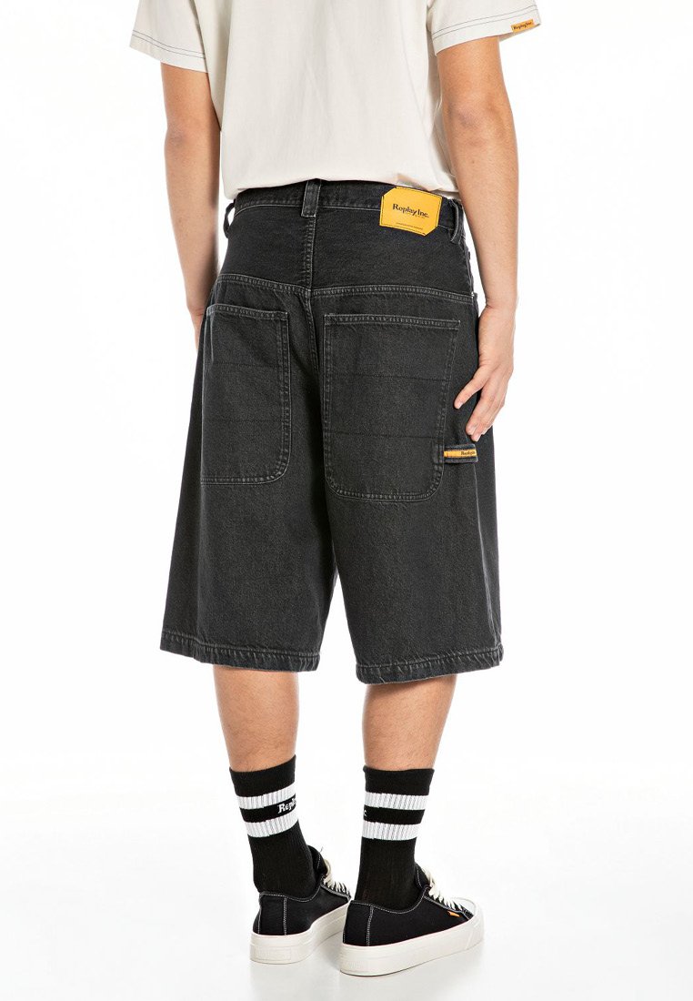 Replay Inc. BAGGY FIT UNISEX - Shorts vaqueros - black delavé