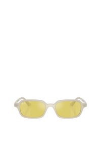 Gafas de sol ligeras con montura transparente y lentes amarillos. Diseño rectangular con un sutil logo en el brazo izquierdo.