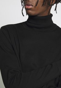 Brave Soul Maglione - black only