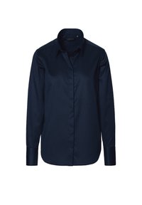 Granatowa koszula z długim rękawem, zapinana na guziki, z wywiniętym kołnierzykiem, gładką fakturą i dopasowanym fasonem. Posiada jedną kieszeń z przodu i zapinane rękawy.